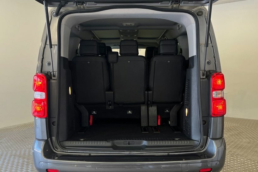 Peugeot Traveller Bluehdi Active U5932 Ulez Red #9