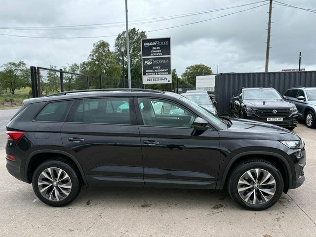 Skoda Kodiaq Tdi Se Drive Suv AJ72EJC Black #2