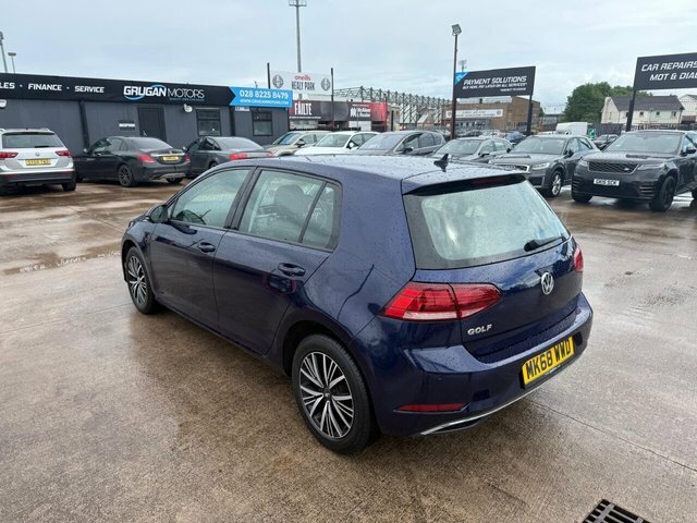 Volkswagen Golf Tdi Se Nav Hatchback MK68WWD Blue #4