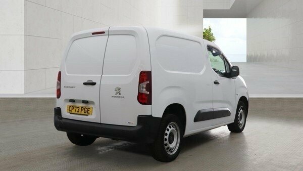 Peugeot Partner Bluehdi 1000 Professional Premium White #4