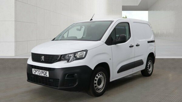 Peugeot Partner Bluehdi 1000 Professional Premium White #2