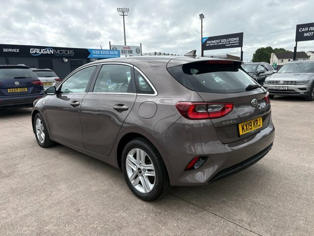 Kia Ceed Crdi Eco 2 Hatchback Brown #5