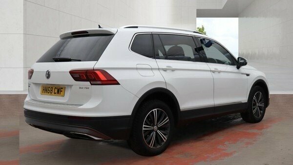 Volkswagen Tiguan Allspace Tdi Se Nav Suv White #4
