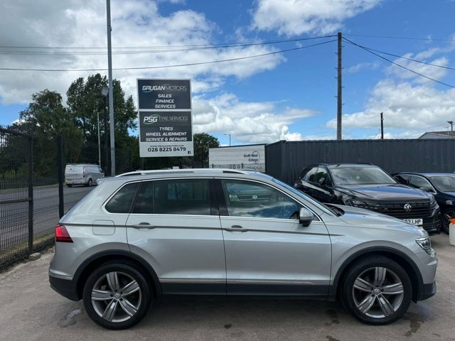 Volkswagen Tiguan Tdi Sel Suv DA68PGV Silver #2