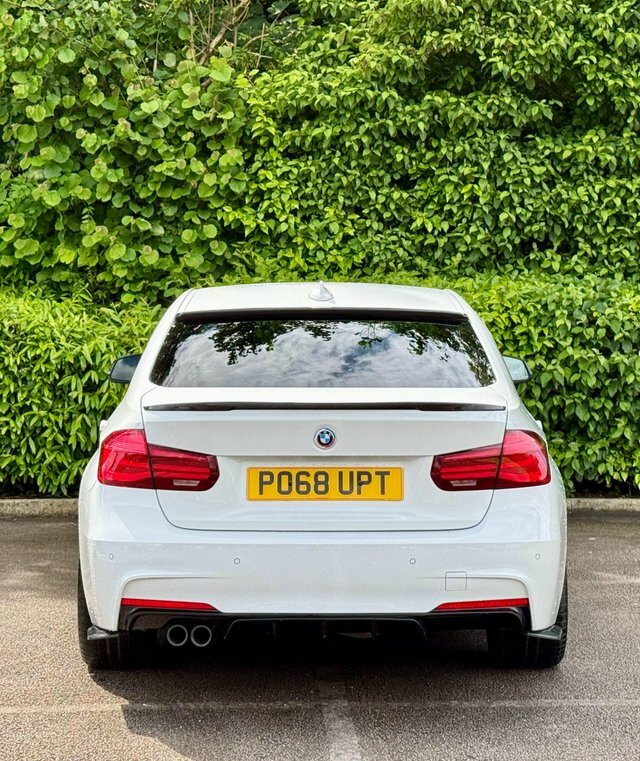 BMW 3 Series 320D M Sport White #18