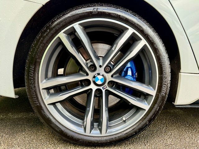 BMW 3 Series 320D M Sport White #24