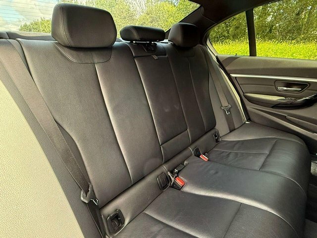 BMW 3 Series 320D M Sport White #31