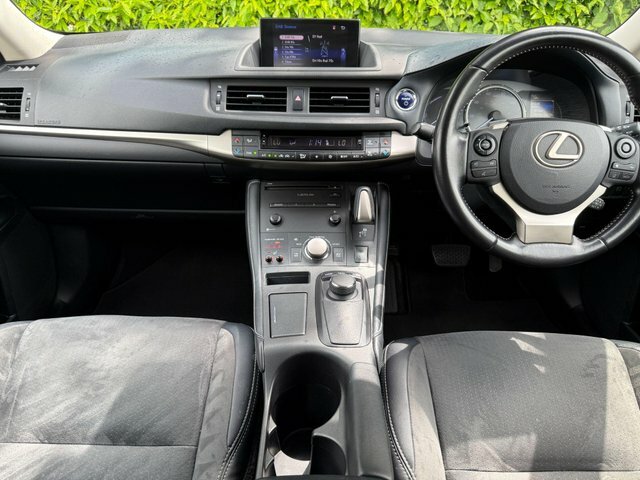 Lexus CT Hatchback 1.8 200H E-cvt Euro 6 Ss 201969 Black #32