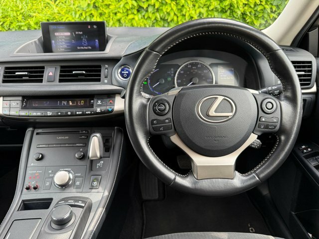 Lexus CT Hatchback 1.8 200H E-cvt Euro 6 Ss 201969 Black #33