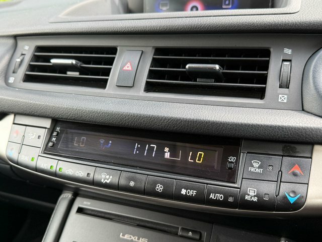 Lexus CT Hatchback 1.8 200H E-cvt Euro 6 Ss 201969 Black #46