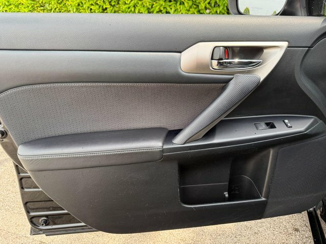 Lexus CT Hatchback 1.8 200H E-cvt Euro 6 Ss 201969 Black #29