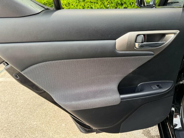 Lexus CT Hatchback 1.8 200H E-cvt Euro 6 Ss 201969 Black #27