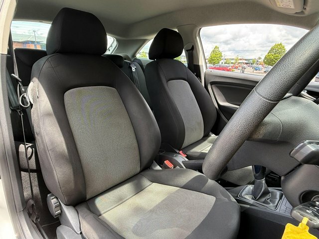 Seat Ibiza Ibiza Sol Red #21