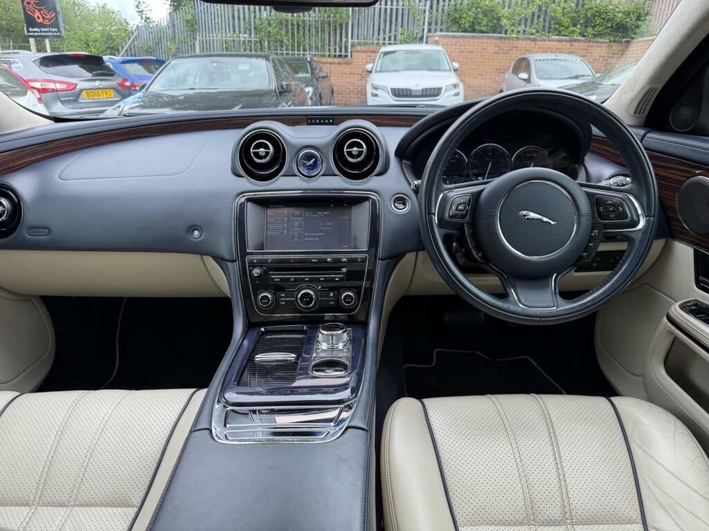 Jaguar XJ 3.0D V6 Portfolio Euro 5 Silver #4