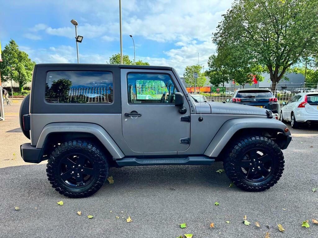 Jeep Wrangler Sahara Grey #22