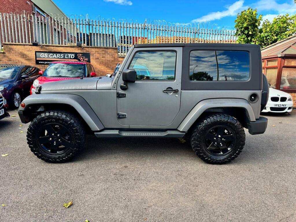 Jeep Wrangler Sahara Grey #16