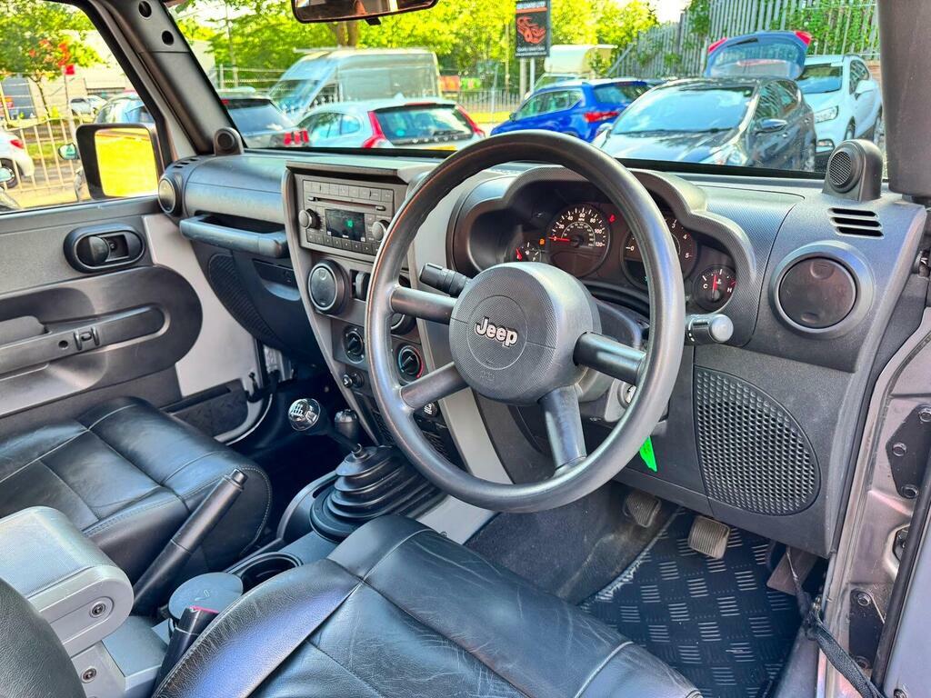 Jeep Wrangler Sahara Grey #33