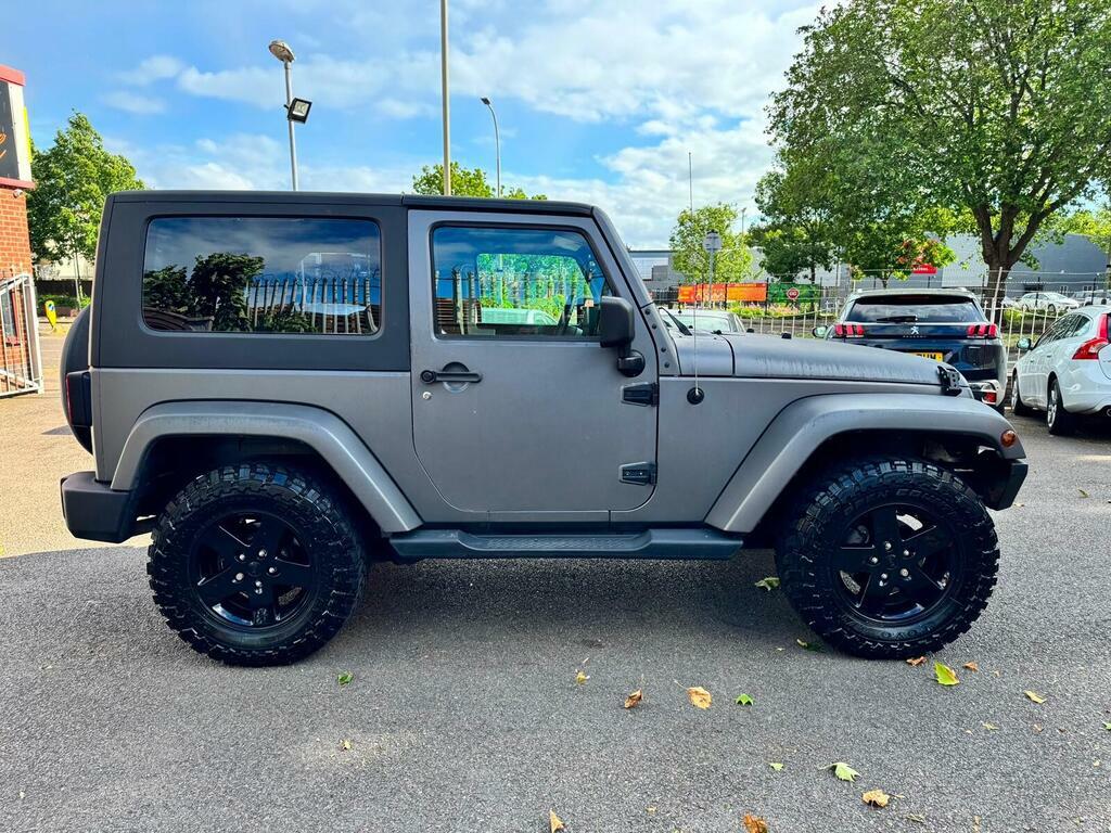 Jeep Wrangler Sahara Grey #23