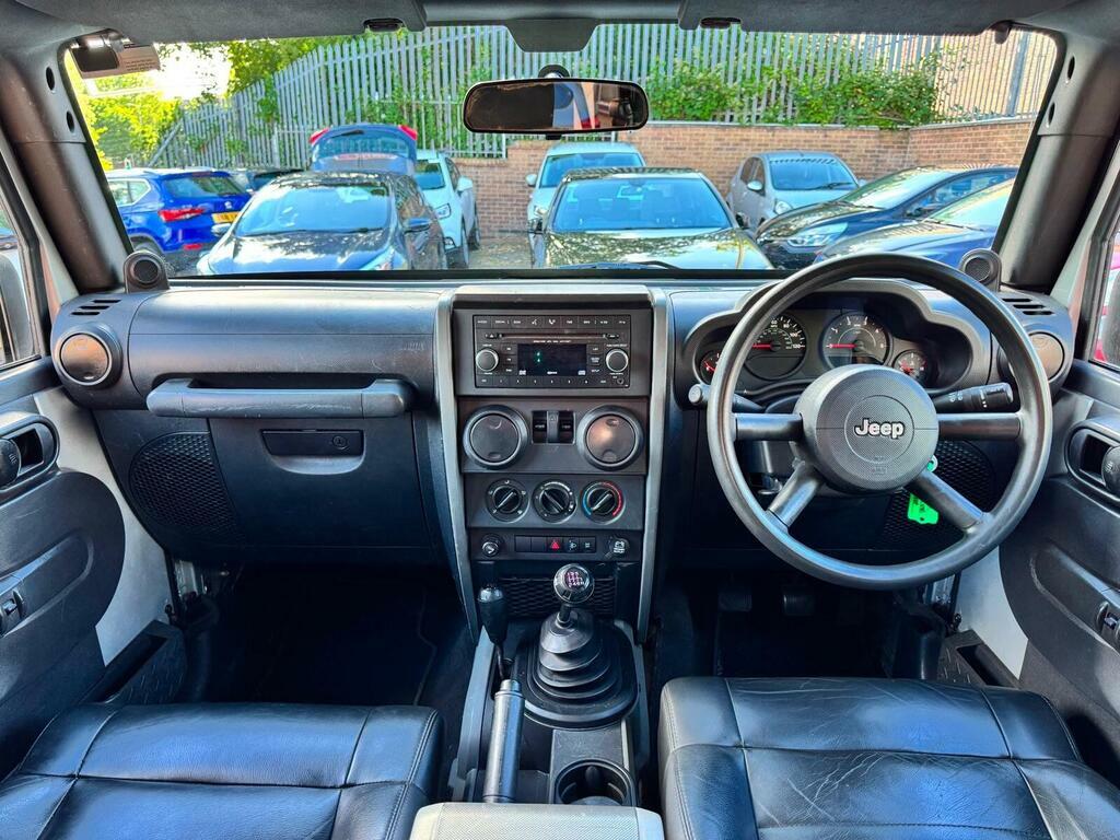 Jeep Wrangler Sahara Grey #36