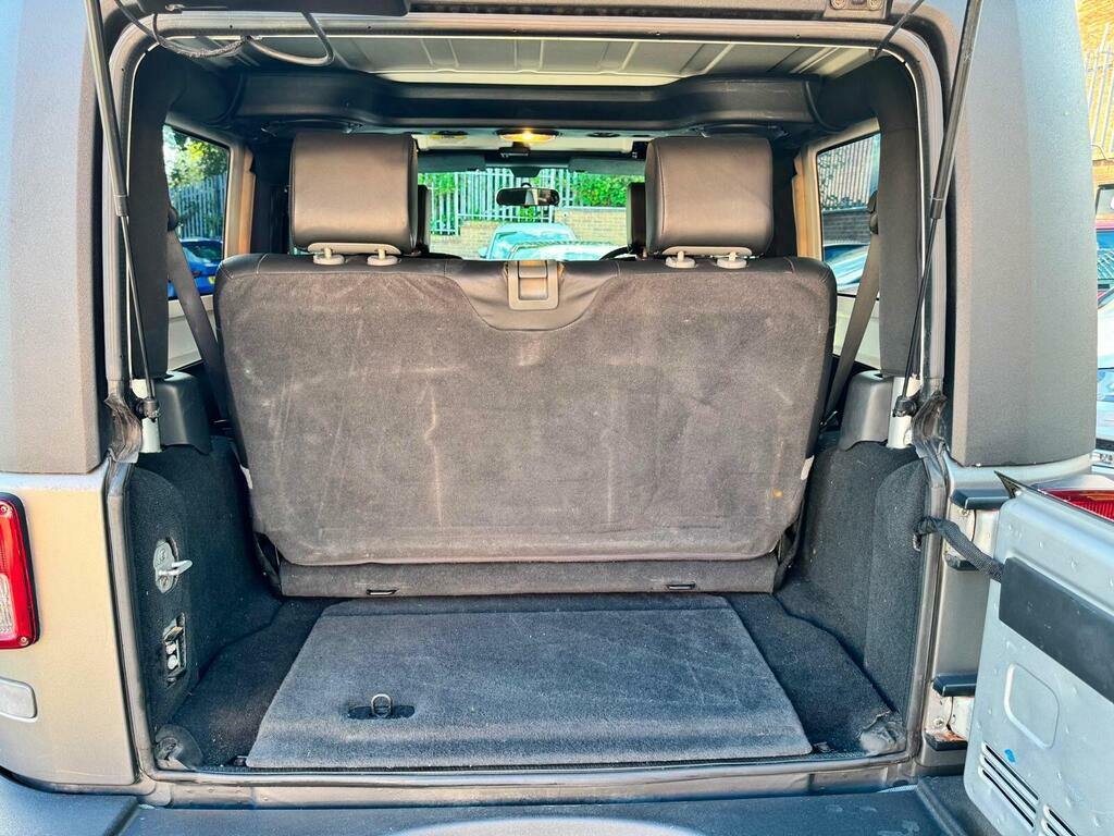 Jeep Wrangler Sahara Grey #55