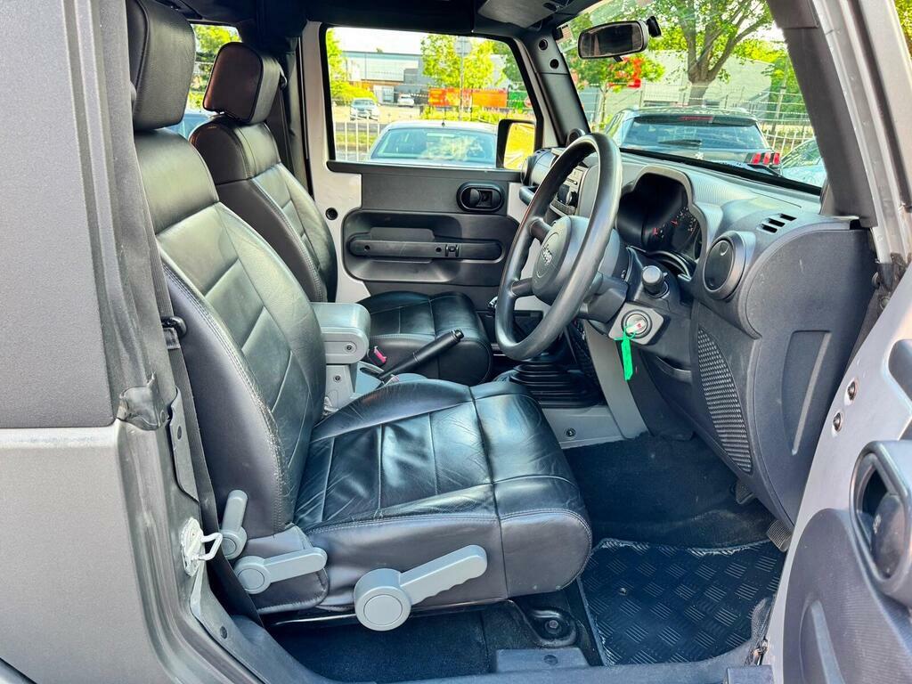 Jeep Wrangler Sahara Grey #43