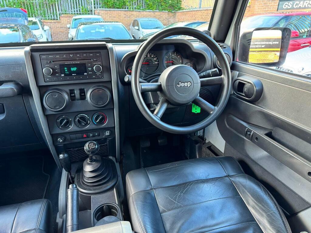 Jeep Wrangler Sahara Grey #39