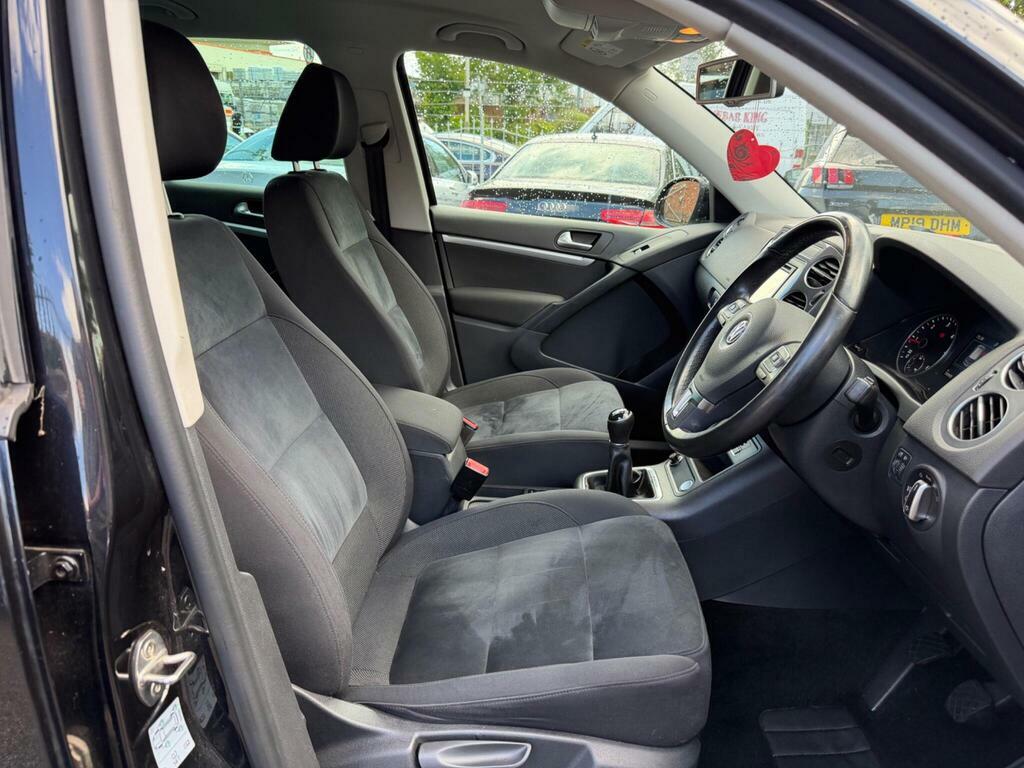 Volkswagen Tiguan 2.0 Tdi Bluemotion Tech Match Edition 4Wd Euro 6 Black #6