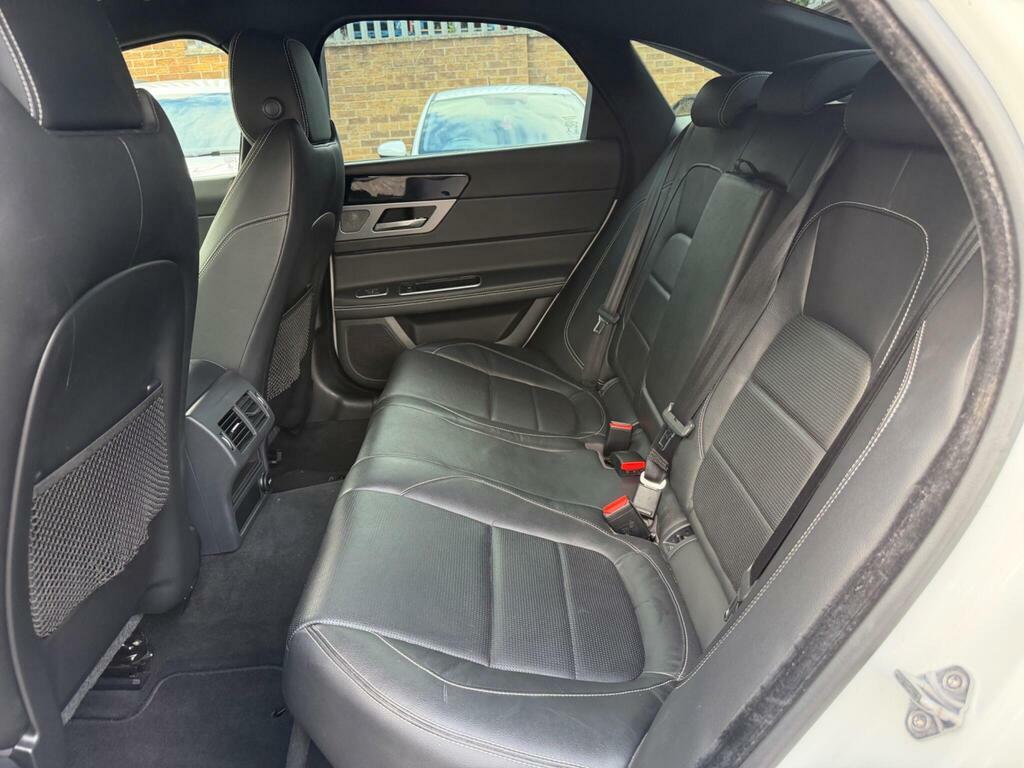 Jaguar XF 2.0D Portfolio Awd Blue #31