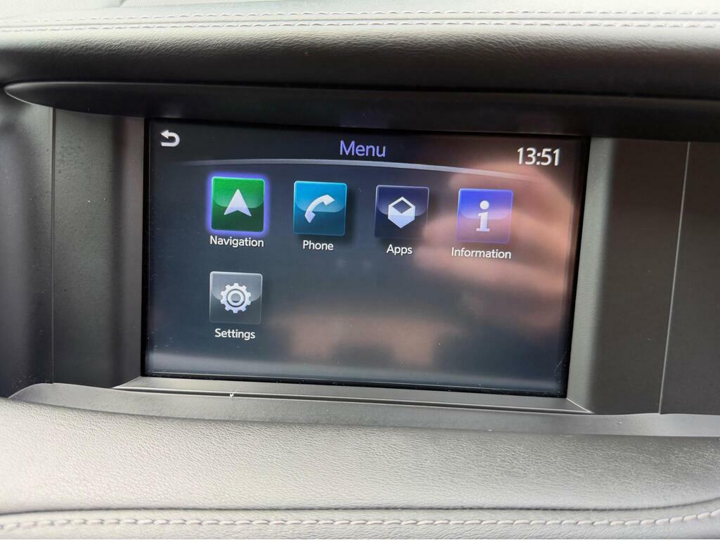 Infiniti Q30 2017 17 1.5D Grey #51