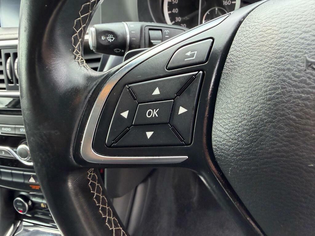 Infiniti Q30 2017 17 1.5D Grey #57