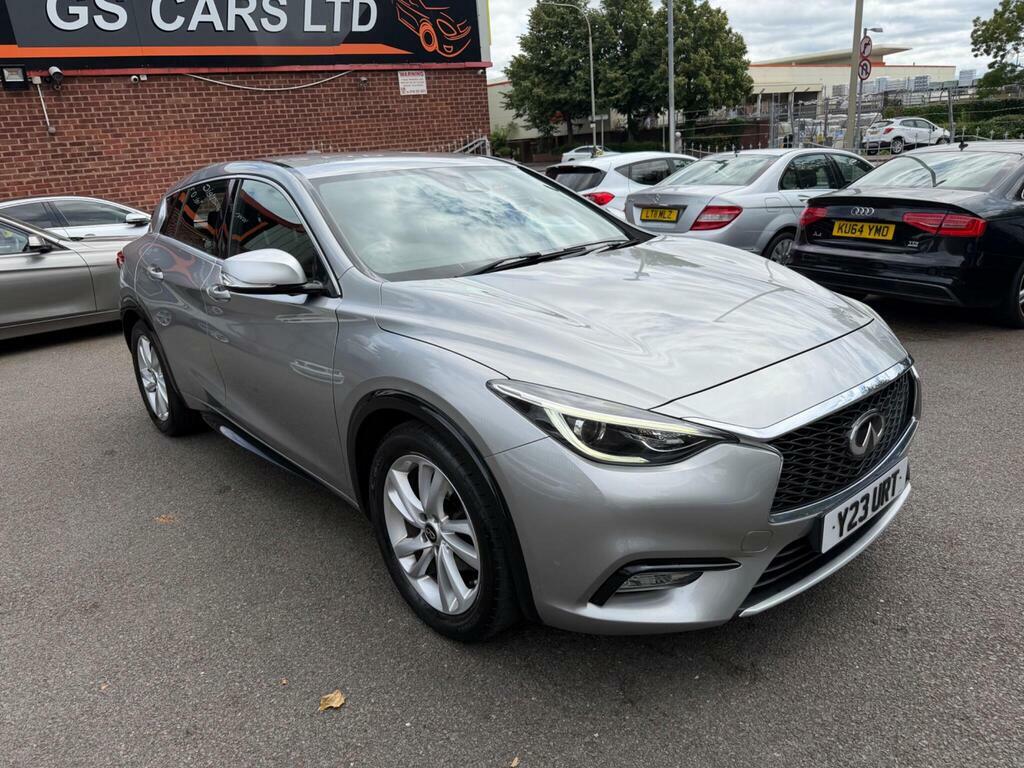 Infiniti Q30 2017 17 1.5D Grey #10