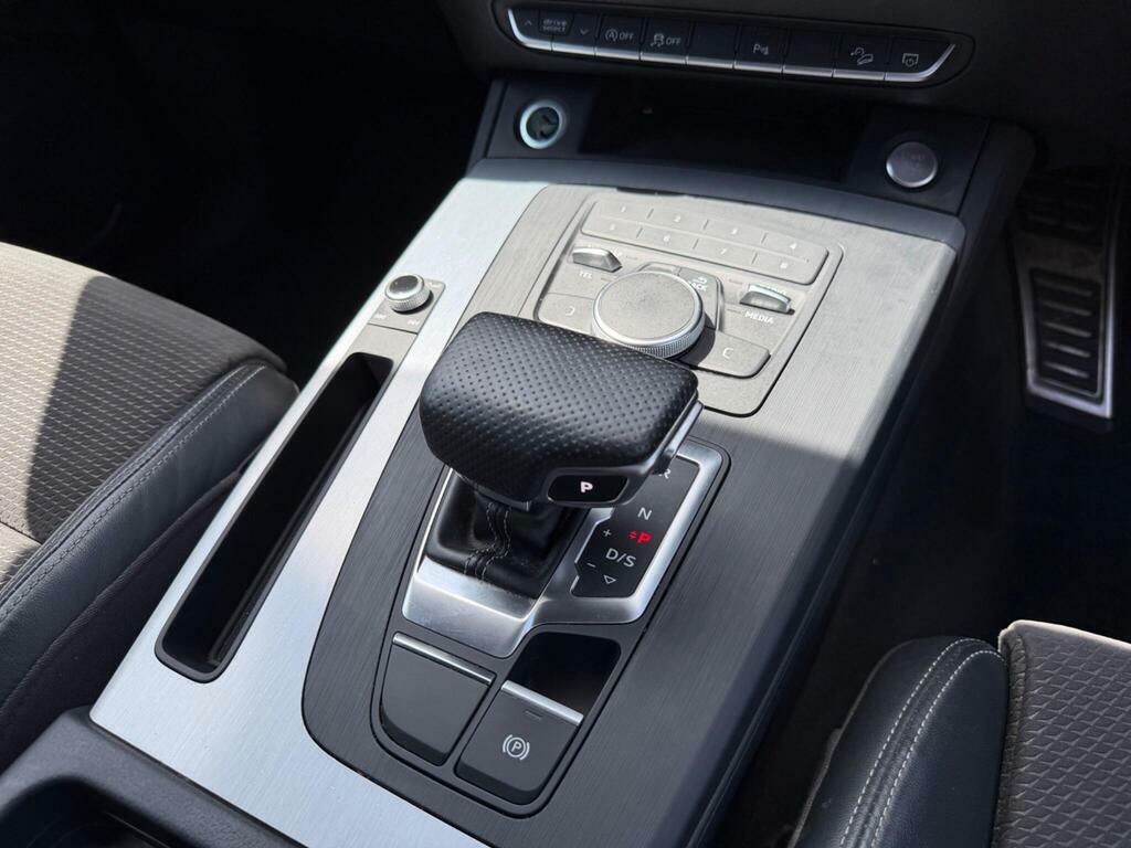Audi Q5 2.0 Tdi 190 Quattro S Line Plus White #39