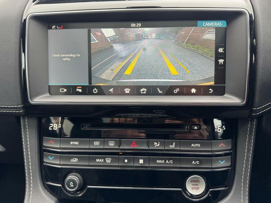 Jaguar F-Pace 2.0 Chequered Flag Awd 178 Bhp Grey #15
