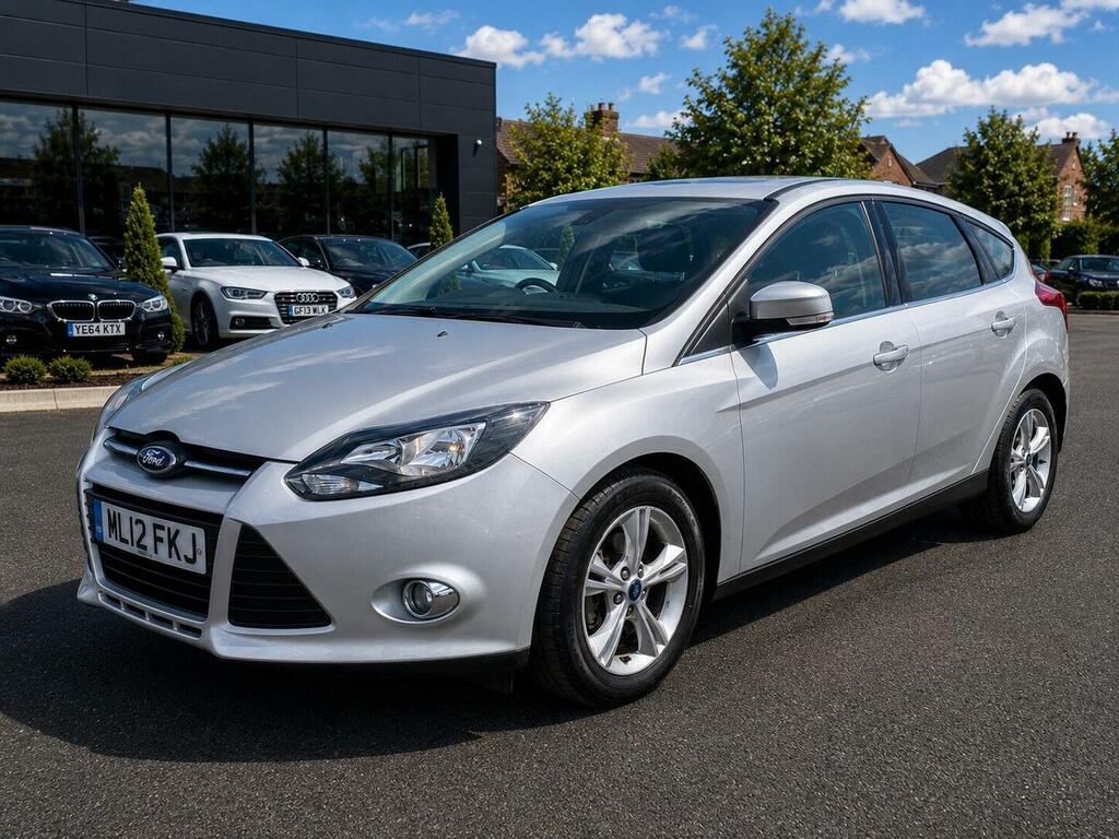 Ford Focus 1.6 Zetec Powershift Euro 5 Silver