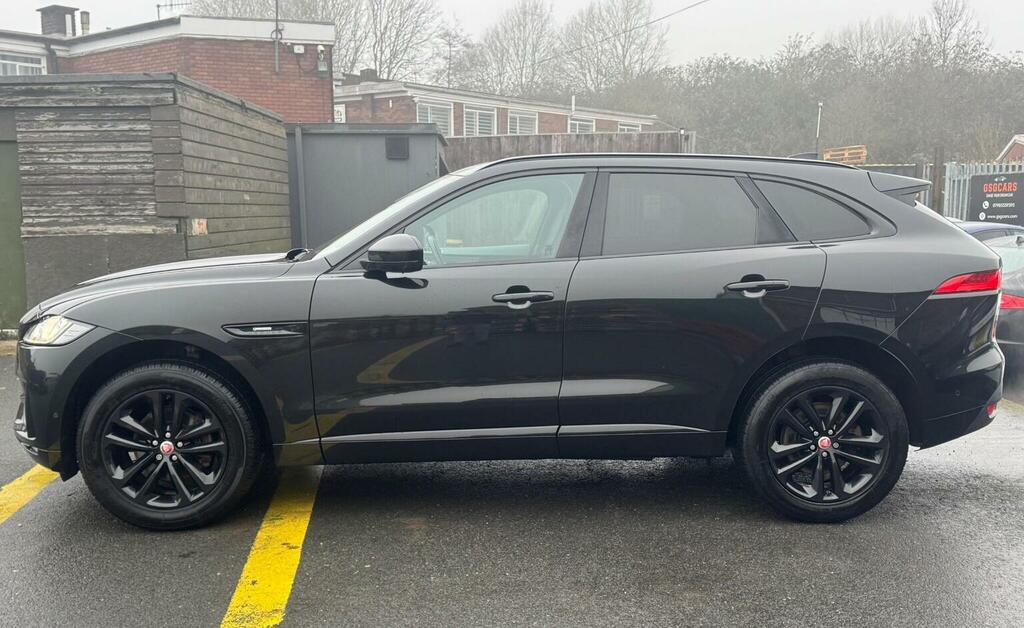 Jaguar F-Pace  Grey #9