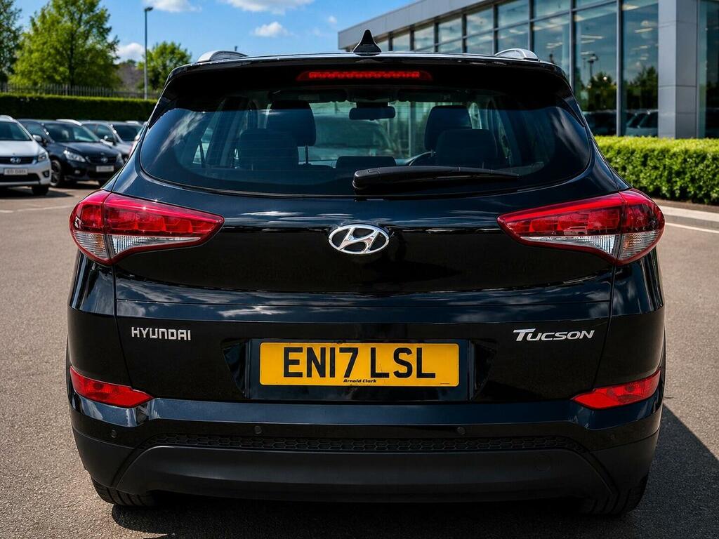 Hyundai Tucson 1.7 Crdi Blue Drive Se Nav Euro 6 Ss Black #5