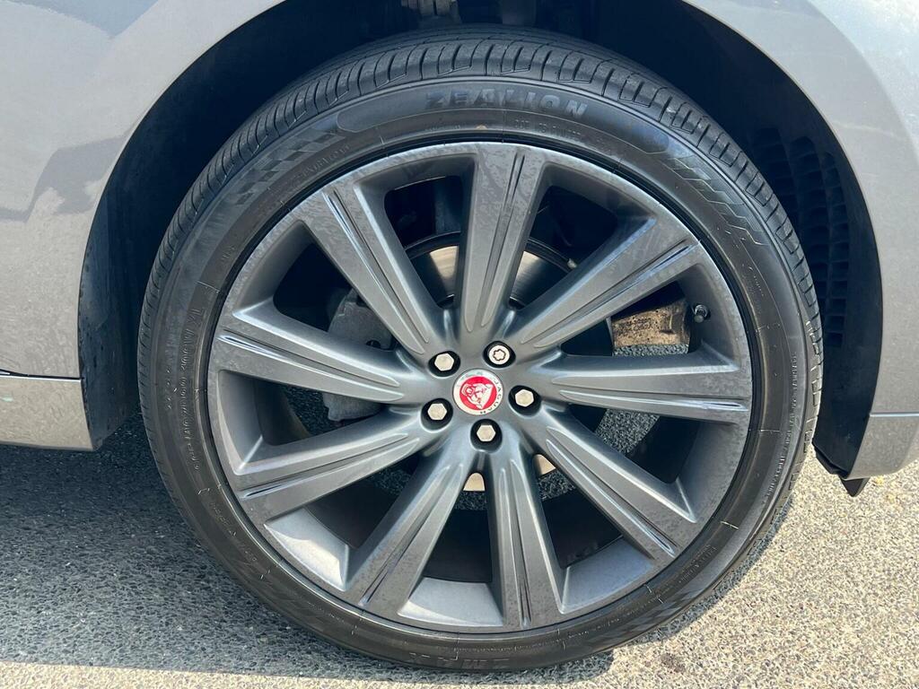 Jaguar F-Pace V6 S Awd White #32