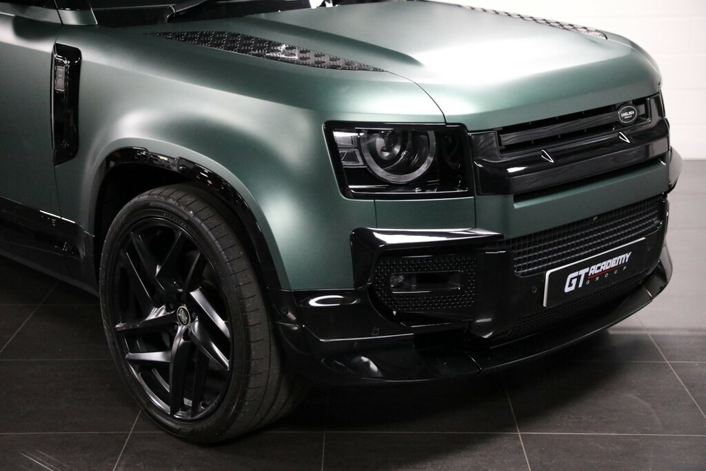 Land Rover Defender 110 Estate  #2