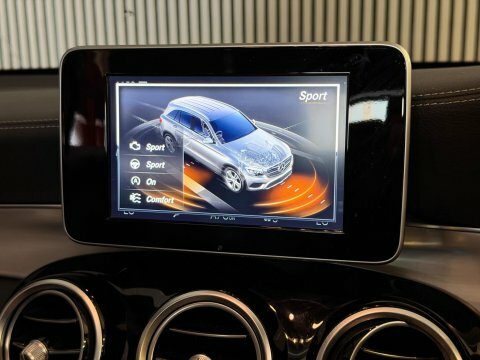 Mercedes-Benz GLC Class 2.1 Glc220d Amg Line Premium White #71