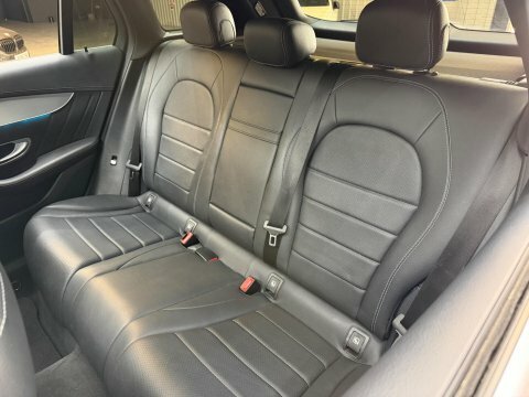 Mercedes-Benz GLC Class 2.1 Glc220d Amg Line Premium White #38
