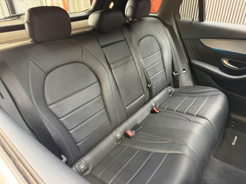 Mercedes-Benz GLC Class 2.1 Glc220d Amg Line Premium White #34
