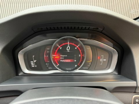 Volvo V60 2L R-design Nav White #72