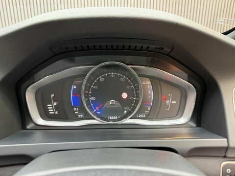 Volvo V60 2L R-design Nav White #74