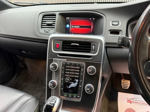 Volvo V60 2L R-design Nav White #53
