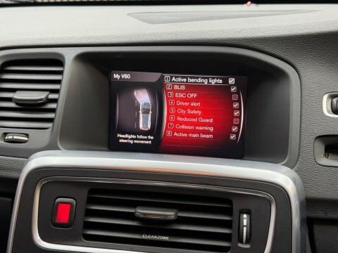 Volvo V60 2L R-design Nav White #65