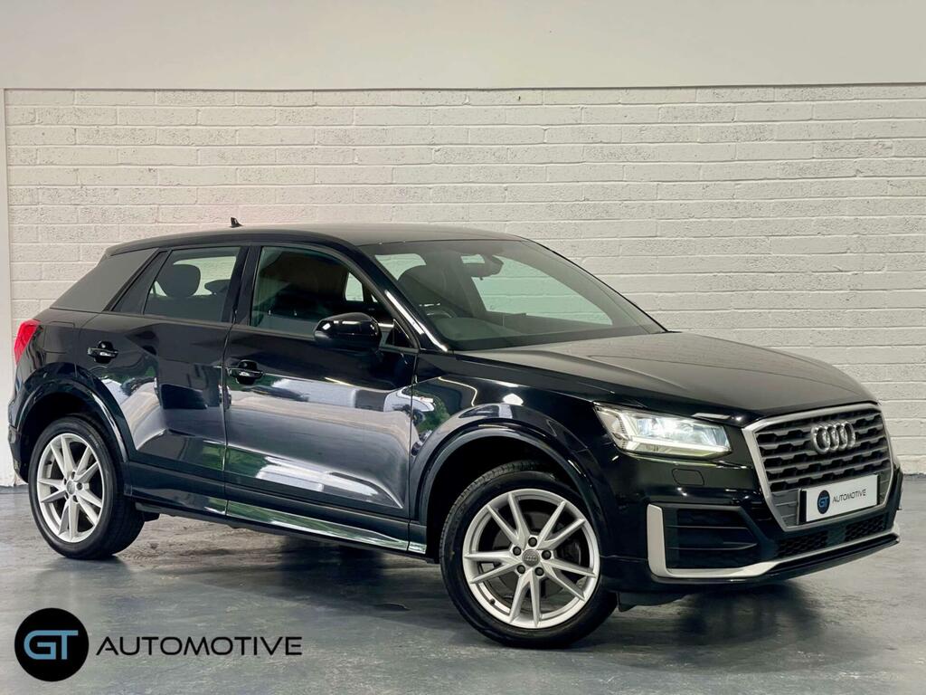 Audi Q2 S Line Black