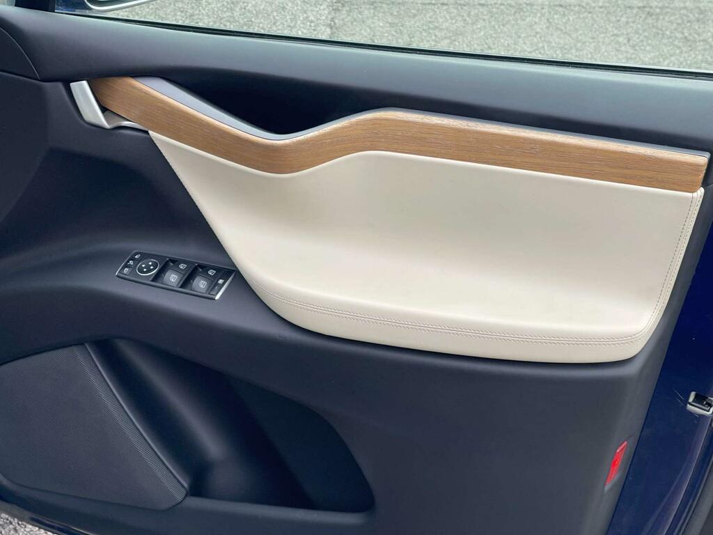 Tesla Model X 449Kw 100Kwh Dual Motor White #28
