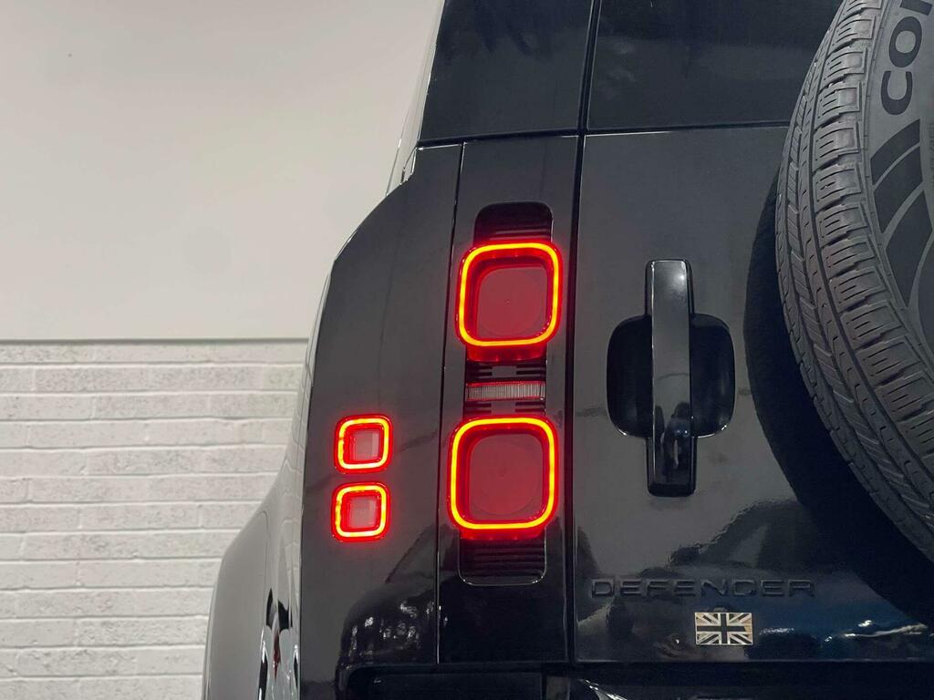 Land Rover Defender 110 2.0 D240 S 110 Black #64
