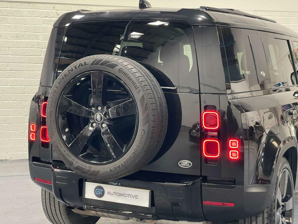 Land Rover Defender 110 2.0 D240 S 110 Black #69