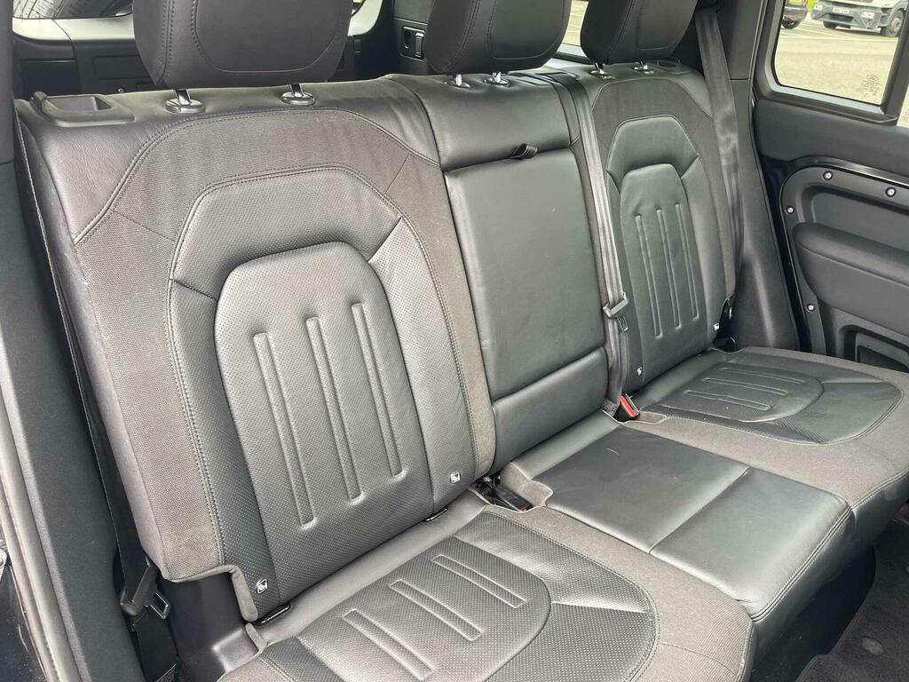 Land Rover Defender 110 2.0 D240 S 110 Black #54